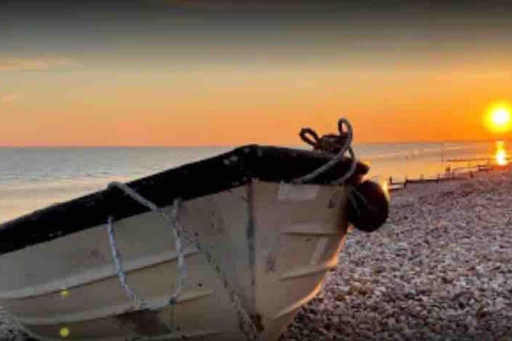 The Sails East Wittering Exterior foto
